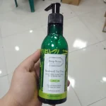 ژل شستشو صورت دیپ سنس حاوی عصاره درخت چای و بامبو مناسب پوست چرب حجم 250 میلی لیتر
