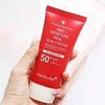 کرم ضد آفتاب مدی کیوب مدل RED MOISTURE SPF50 حجم 50میل