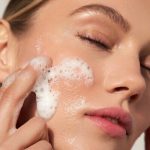 ژل شستشو صورت سراوی مخصوص پوست نرمال تا چرب (مدل Foaming Cleanser) 473 میل